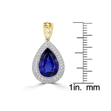 18K White and Yellow gold Tanzanite 16.95cts and Diamond 1.70cts (SI1,VS, G-H) Pendant Necklace