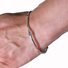 14K White Gold, Fine Brazilian Alexandrite 1.10cts TGW Bangle