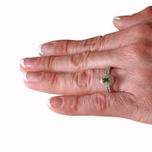 18K White Gold, Fine Color Changing Brazilian Alexandrite 0.54ct & Diamond 0.39ct TDW (SI1-VS, G-H) Ring by la Vita Vital