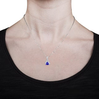 14k White Gold  Trillion-cut Tanzanite 1 7/8ct TGW and Diamond 1/6ct TDW Pendant Necklace