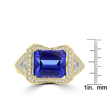 18K Yellow Gold Tanzanite 4.10cts and Diamond 0.52ct TDW (SI1-VS, G-H) Ring